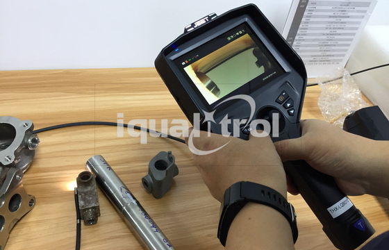 ประเทศจีน คอมแพค 3.5&quot; Monitor Industrial Video Borescope 6mm Handheld Borescope ผู้ผลิต