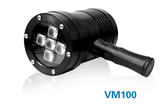 ไฟ UV 365nm ไฟ UV-A สะอาด NICHIA กลีบไฟ ฟินแลนด์ เลนส์สําหรับการตรวจพบการรั่วไหลของหลอดฟลูเรเซนต์