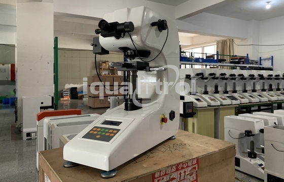เครื่องทดสอบความแข็งของหอกมือ Micro Vickers ด้วยแรงสูงสุด 1Kgf Support Knoop Test