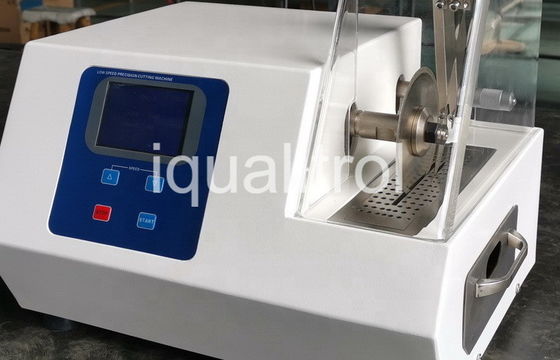 เครื่องตัดความแม่นยําแบบโลหะแบบตัวอย่างความเร็วต่ํา DTQ-5 สําหรับชิ้นส่วนอิเล็กทรอนิกส์