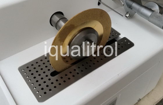 เครื่องตัดความแม่นยําแบบโลหะแบบตัวอย่างความเร็วต่ํา DTQ-5 สําหรับชิ้นส่วนอิเล็กทรอนิกส์